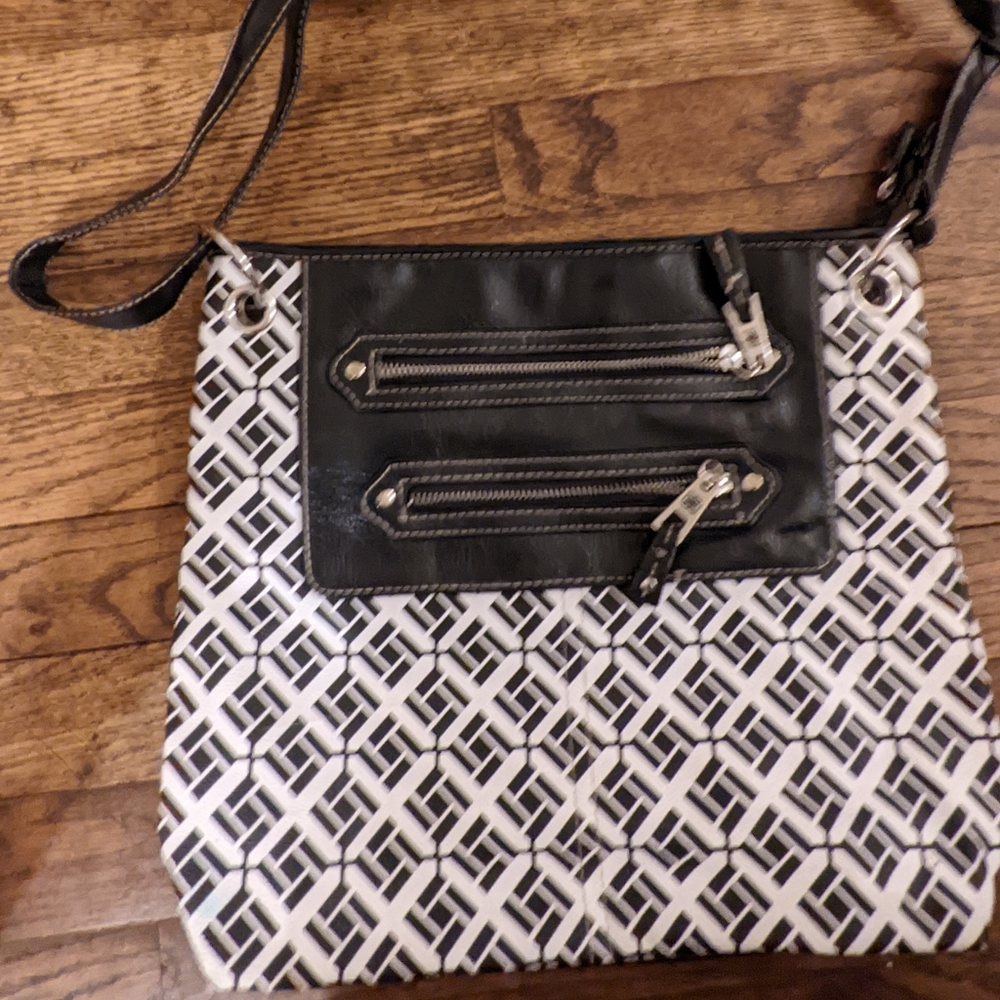 Black and white pattern crossbody purse